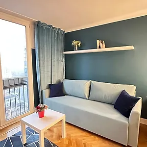  Apartment My Beloved Center - Netflix