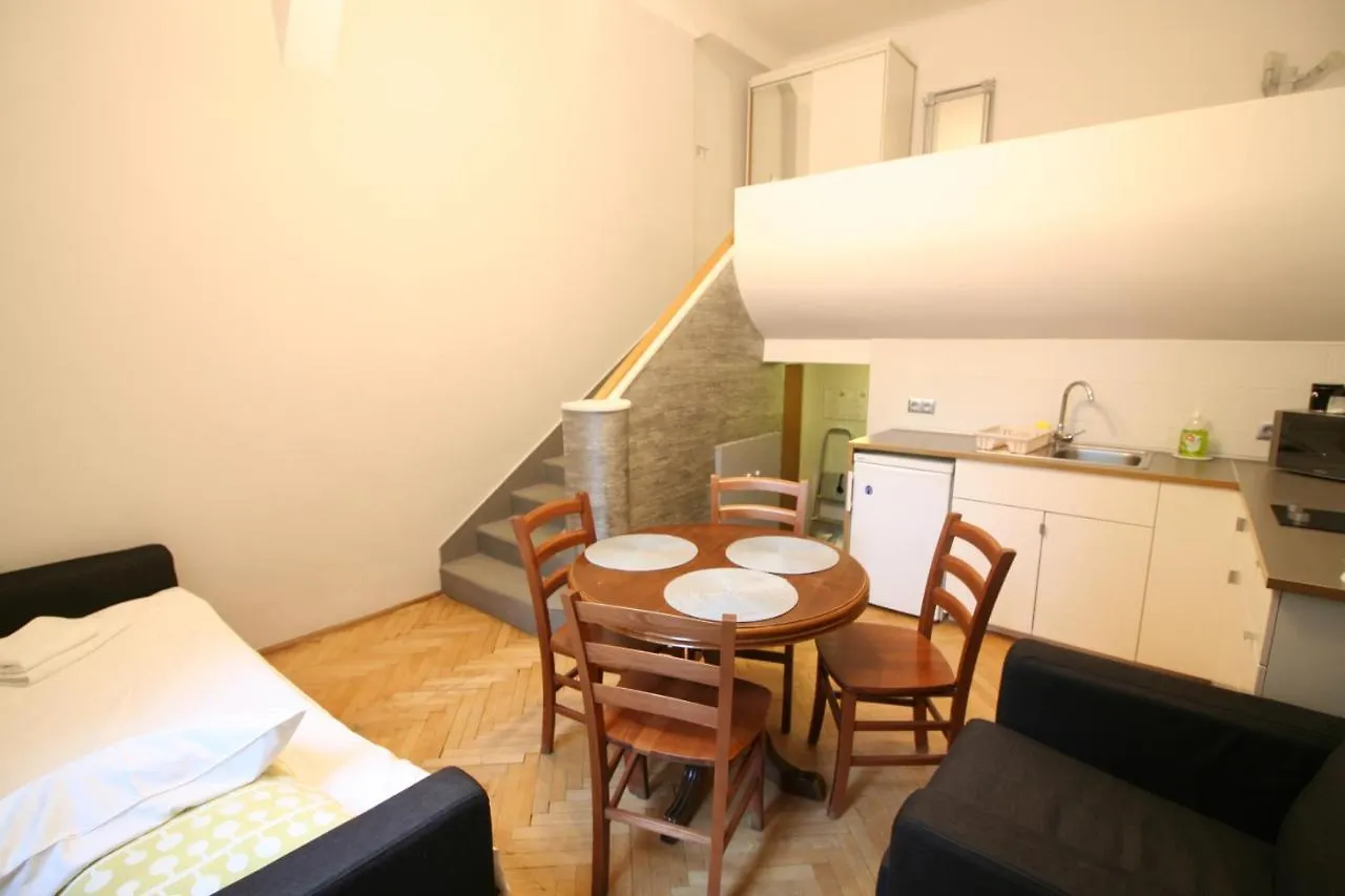 Apartamenty Varsovie Żelazna