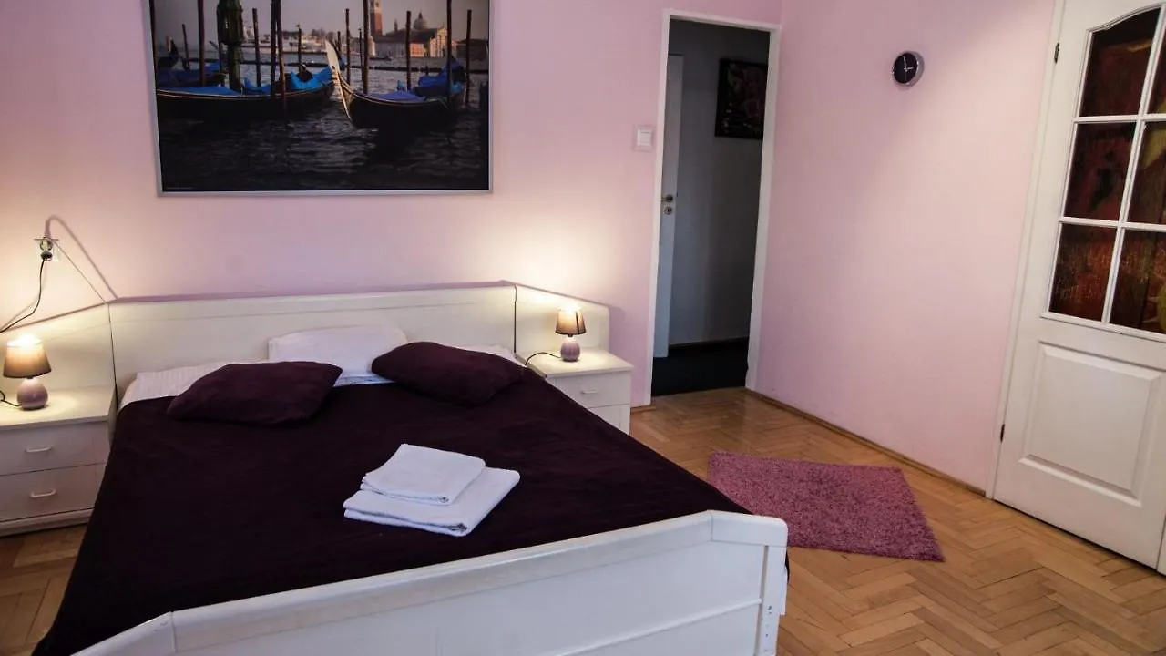 Apartamenty Varsovie Żelazna